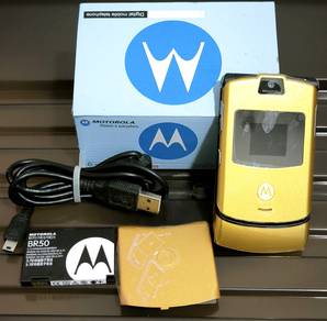 Motorola RAZR V3i Flip Phone - Refurbished (Gold)