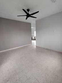 Flat For Sale in Taman Anika