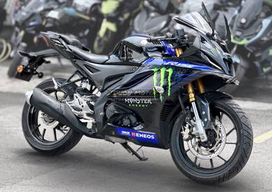 Yamaha R15