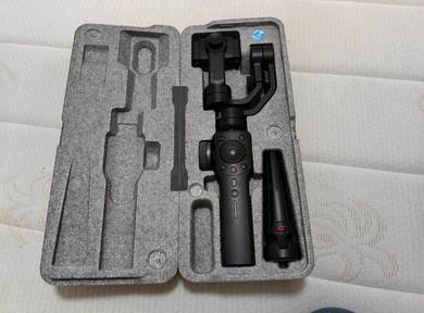 Zhiyun smooth 4