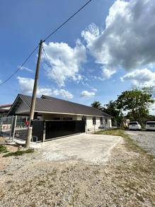 Laman tanjung 4bilik 4 aircond