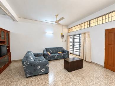 2-storey Terraced House For Sale in Jelutong,PNG