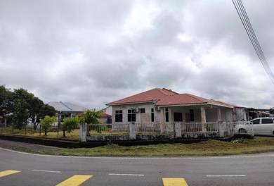Semi-Detached House For Sale in Kuching,SWK