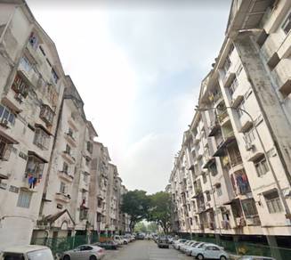 Apartment For Sale in Greenview Apartments