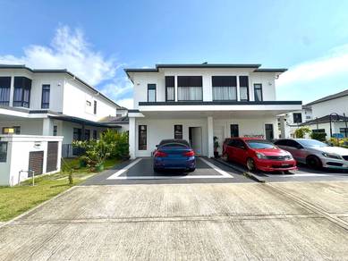 Semi-Detached House For Sale in Puncak Alam,SGR