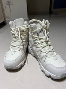 Winter Shoes