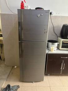 peti ice sharp 2pintu
