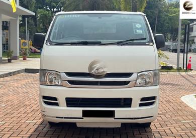 Toyota Hiace in Bayan Baru, PNG