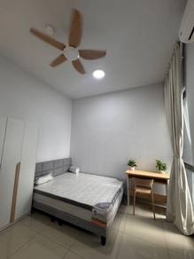 Studio For Rent in Midlands City