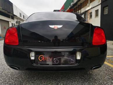 Bentley Flying Spur Rear Bumper Set