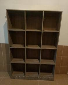 Cabinet barang Dan buku