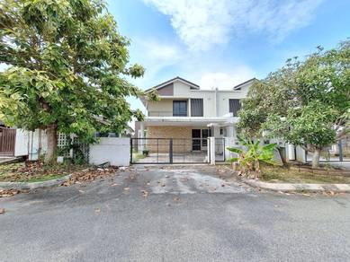 Semi-Detached House For Sale in Puncak Alam,SGR