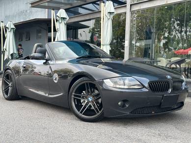 2004 BMW Z4 coupe (CBU)