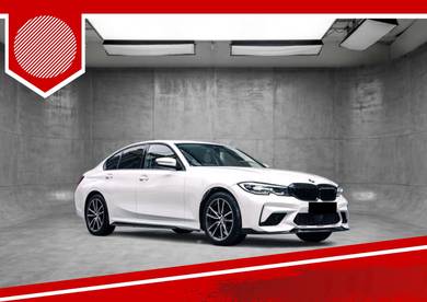 BMW 320i 20i SPORT in Others, KUL