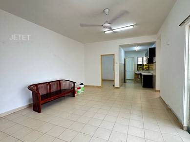 Apartment For Rent in Kasuarina Apartment
