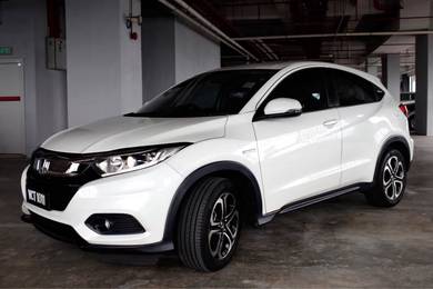 Honda HR-V HYBRID in Petaling Jaya, SGR