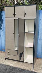 Wardrobe 4 ft x 7 ft / Almari Baju / Almari
