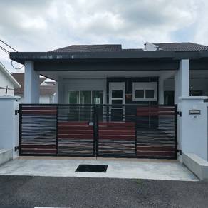 1-storey Terraced House For Sale in Sitiawan,PRK