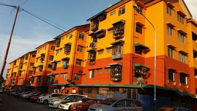 Apartment For Sale in Taman Teluk Kumbar
