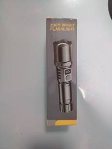 Zoom bright flashlight (Rechargeable)