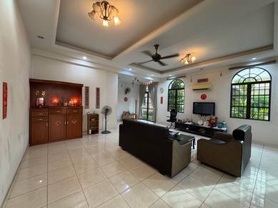 Semi-Detached House For Sale in Raja Uda,PNG