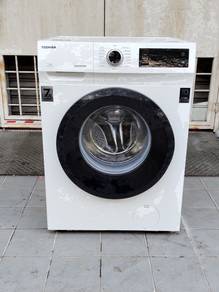 Toshiba front load washing machine washer 7.5.kgs