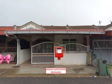 Terraced House For Sale in Arau,PLS