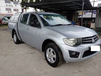 Mitsubishi Triton in Rawang, SGR