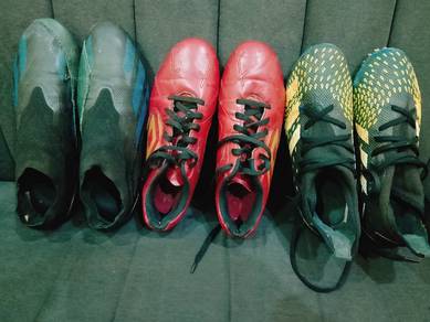 Kasut bola Adidas, Umbro 