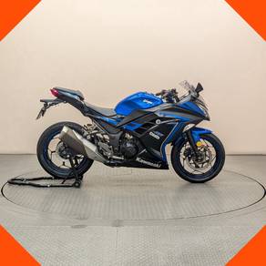 Kawasaki Ninja 300