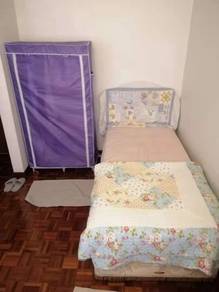 Room in Taman Tun Dr Ismail, KUL