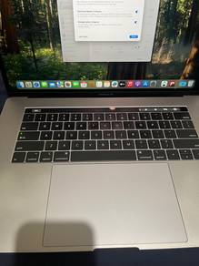 Macbook Pro 2019 15 inch Touch bar 16/512