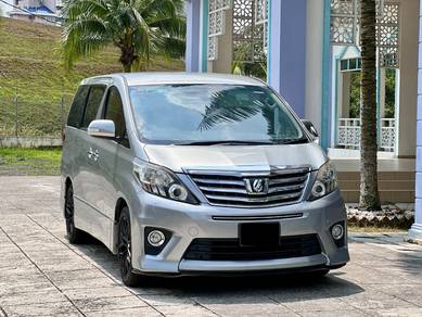 Toyota Alphard 240X in Johor Bahru, JHR