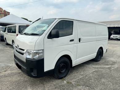 2016 Toyota Hiace
