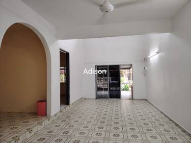 2-storey Terraced House For Sale in Cheng,MLK