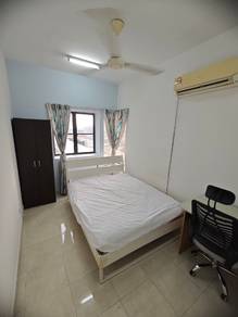 Room in Bandar Utama, SGR