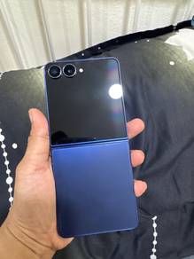 Samsung Galaxy Z Flip7 10/10