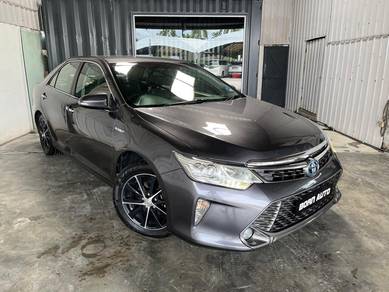 Toyota Camry HYBRID in Perai, PNG