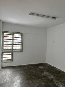 Apartment For Rent in Desa Cemara