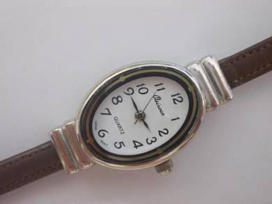 Old lady watch