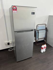Peti 2 Pintu Midea