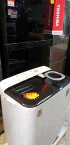 TOSHIBA VH-H85M Semi-Auto Washer ( 7.5kg )