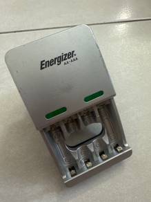 Used Energizer Battery Charger Model CHVCM-UK