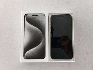 9/10 Iphone 15 Pro Max 512GB