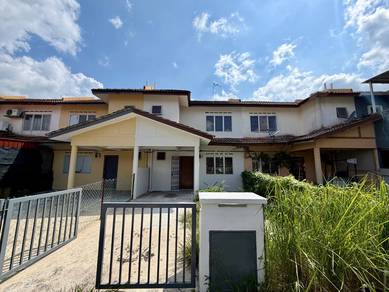 Terraced House For Sale in Banting,SGR