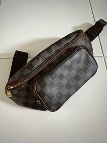 LV Louis Vuitton Pouch Bumbag