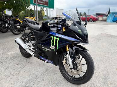 Yamaha R15