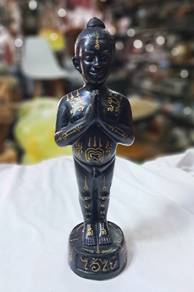 I ai Kai statue string kuman