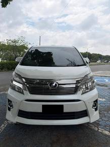 Toyota Vellfire Z in Kota Kinabalu, SBH