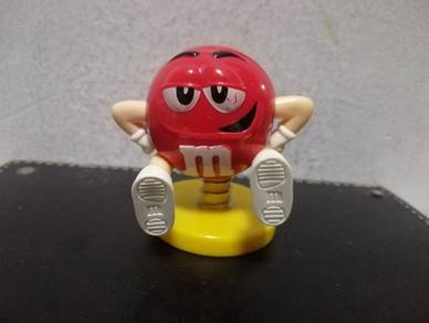 Mar's M&M Figurine